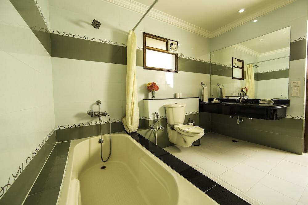 Hotel Ranthambore Regency Sawai Madhopur Zewnętrze zdjęcie